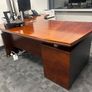 executive desk Image 2