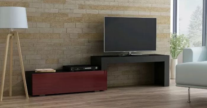 Extendable TV Stand