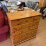 chest of drawers Image 3