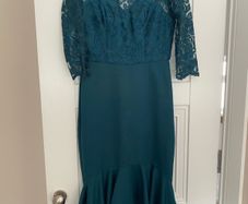 Chi chi London dress