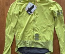 Rapha Gore-Tex Jersey L