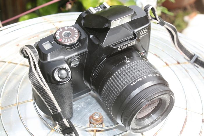 Canon Eos 5000