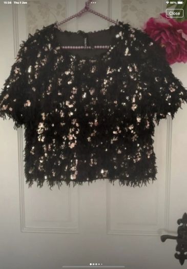 top Bnwot black fluffy embelished top short sleeve size large elli white brand