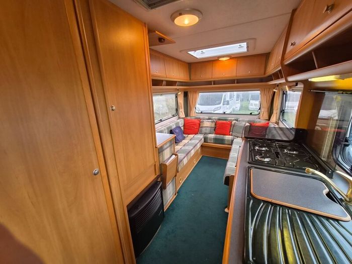 Camper