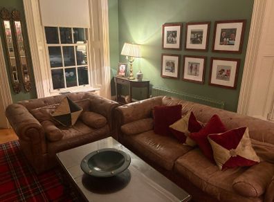 Chesterfield Brown leather Couch set