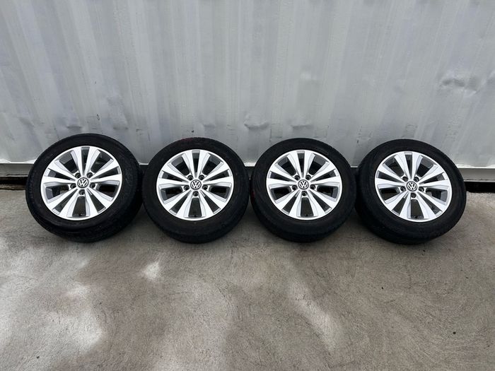 Genuine Volkswagen 16" Alloy Wheels