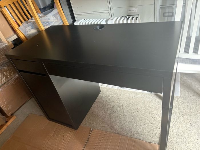 Ikea Micke Black Desk