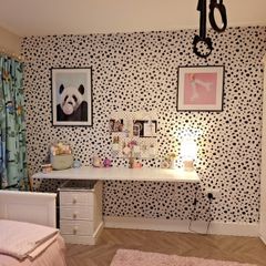 Dalmatian wallpaper 16sq metres
