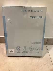 Toilet seat