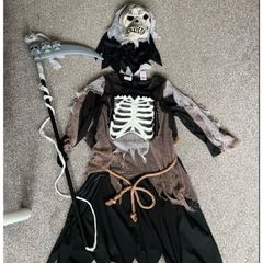 Halloween costume 8-10 y.o.