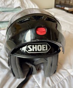 Helmet : Shoei