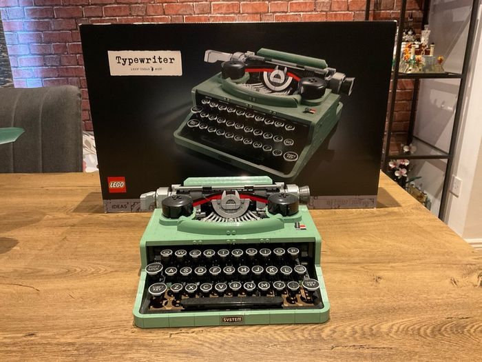LEGO  21327 Typewriter