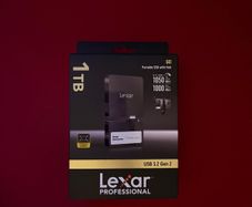 Lexar 1TB Portable SSD with Hub SL400