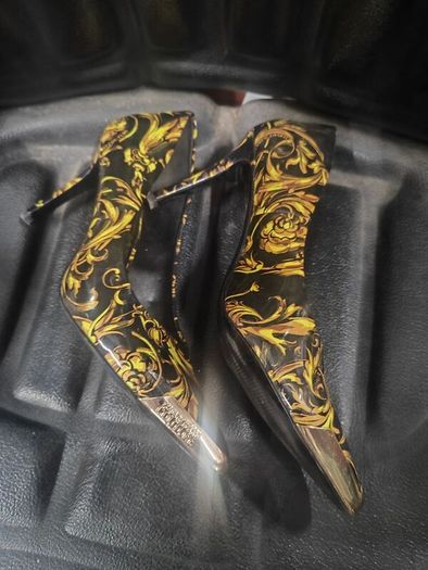 Versache High Heels