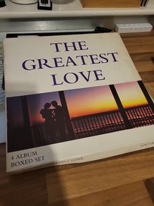 The greatest love 4 vinyl boxset