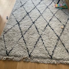 Rug
