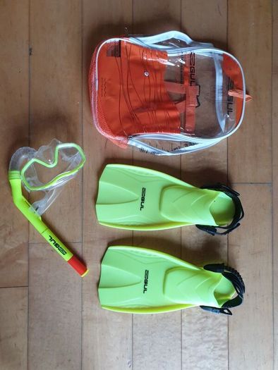 Kids complete snorkeling set