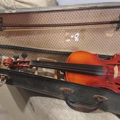 3/4 Violin with Bow & Case