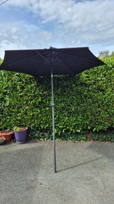 Garden parasol