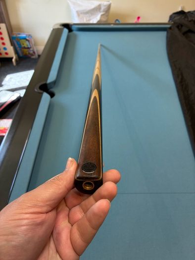 A&R handmade cue