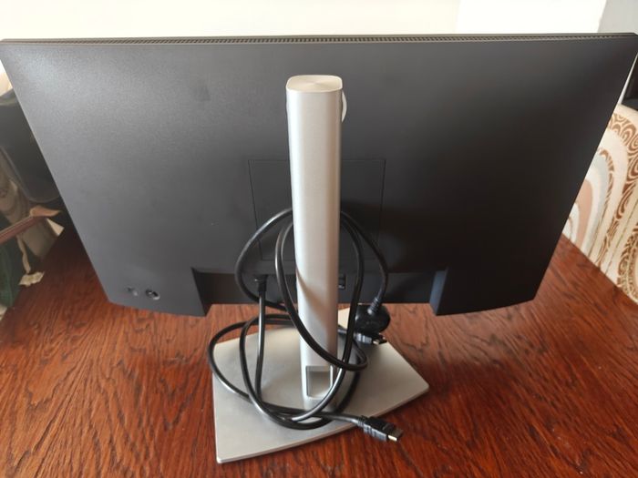 P2422H dell monitor 24" full HD