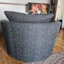 swivel chair Image 2