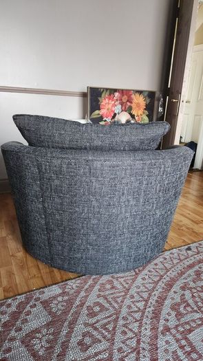 swivel chair
