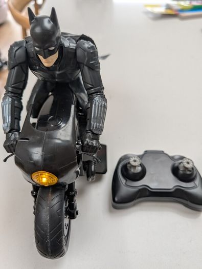 DC Comics The Batman Batcycle RC