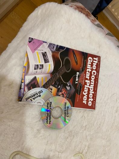 Alvaro Guitar 300