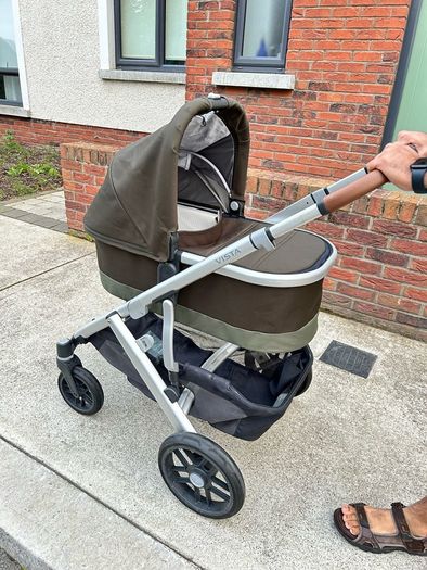 Uppababy Vista V2 Bundle