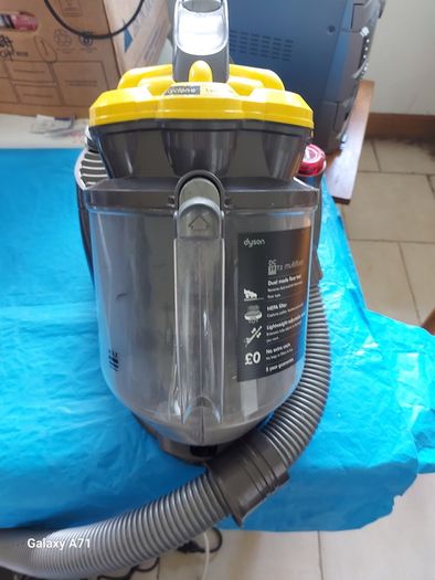 DYSON DC19 T Multifloor Vacuum Cleaner, in perfect working order