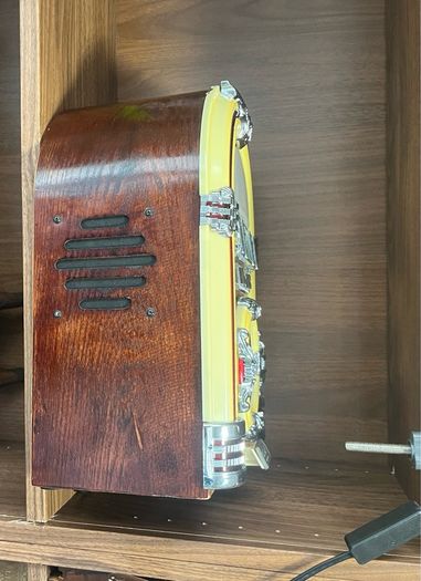 steepletone juke box
