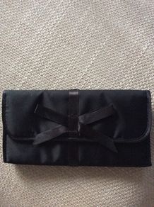 Hugo Boss Parfums - Black travel Bag for Make up, cosmetic with slots for 3 make up brushes - new