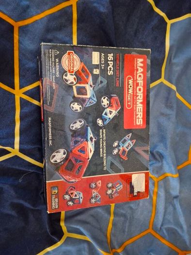 magformers car set