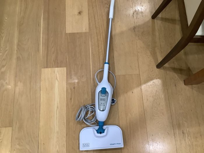 Black+ Decker 5in1 steam mop
