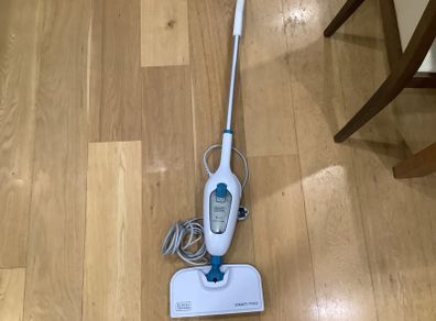 Black+ Decker 5in1 steam mop