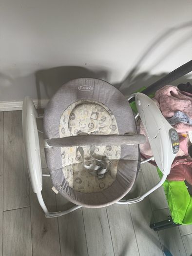 Graco Baby Swing