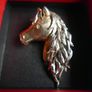 Vintage Gold and Silver tone stylised horses head horse brooch 80s Image 2