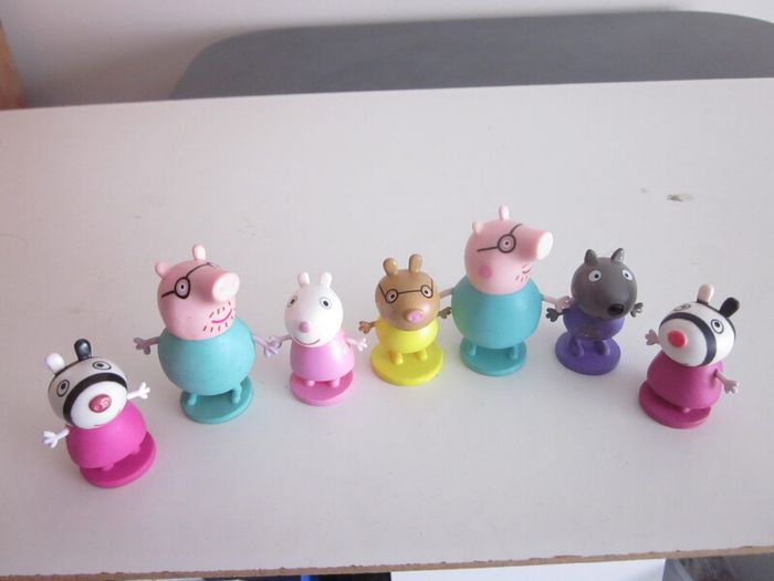 Peppa Pig Figures X 7 Vintage 2003