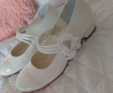 Communion accessories shoes, gloves and bag