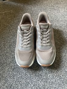 sketchers women
