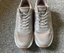 sketchers women