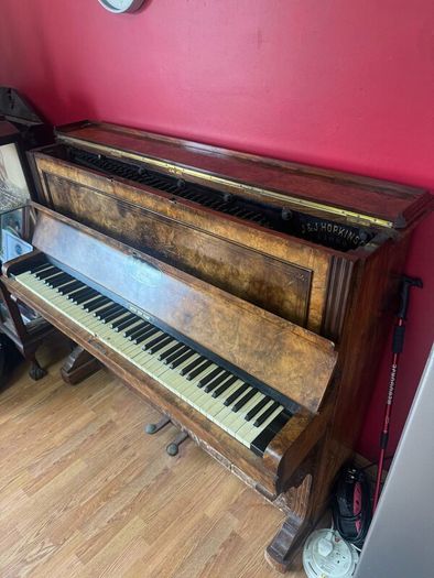 Grand Piano