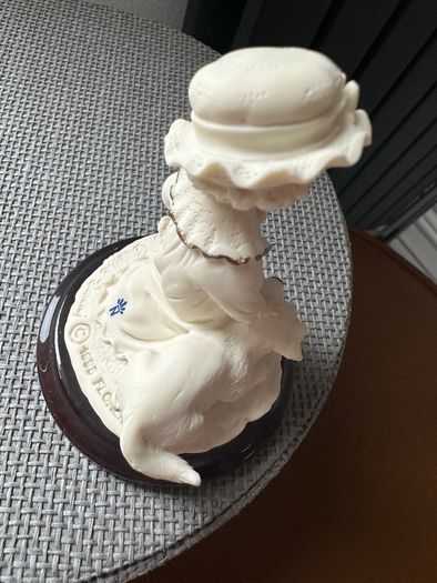 Giuseppe Armani Puppy Love Figurine