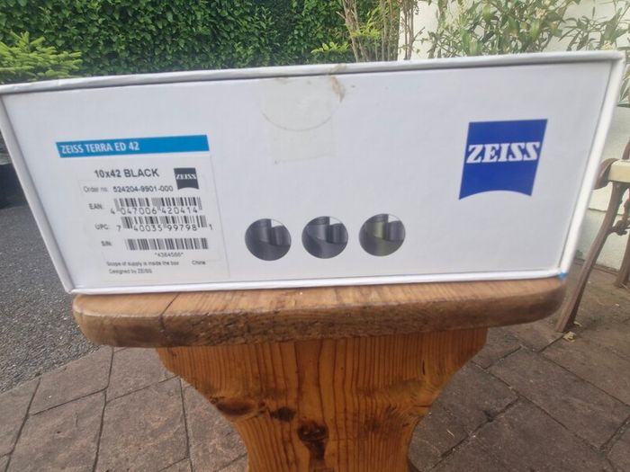 Binoculars ,Zeiss Terra ED 10x42.