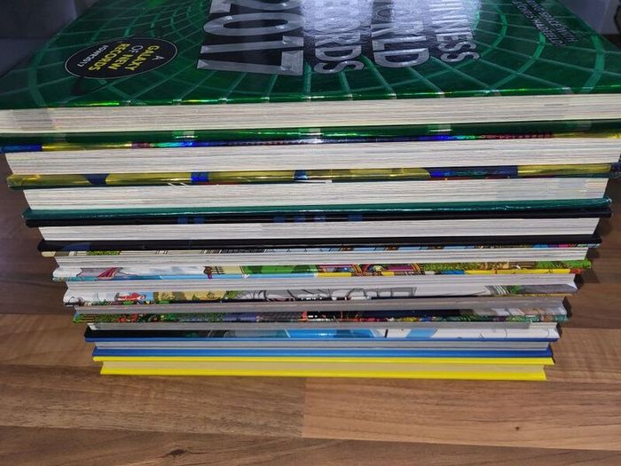 Guinness World Records Books