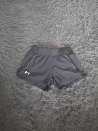 black under armour running/gym shorts