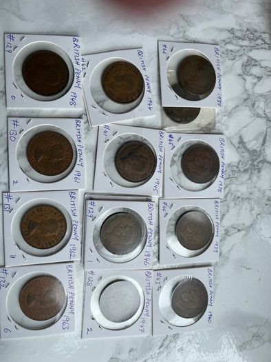 British Pennies. George VI & QE2 - 3 for a euro. 5 euro minimum.