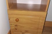 Bedside lockers