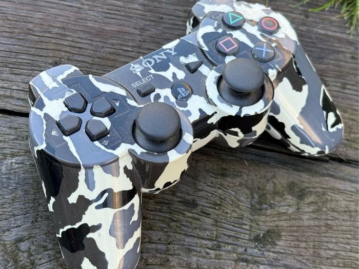 Official Sony PlayStation 3 DualShock 3 Wireless Controller - Urban Camo Edition
